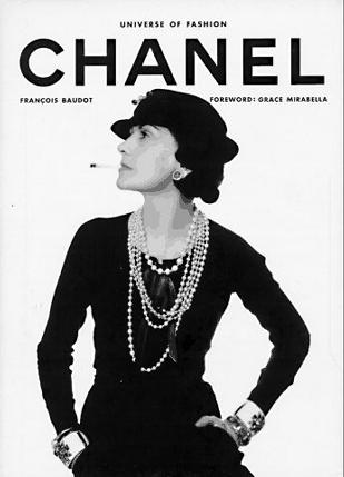 Chanel (The Universe of Fashion)